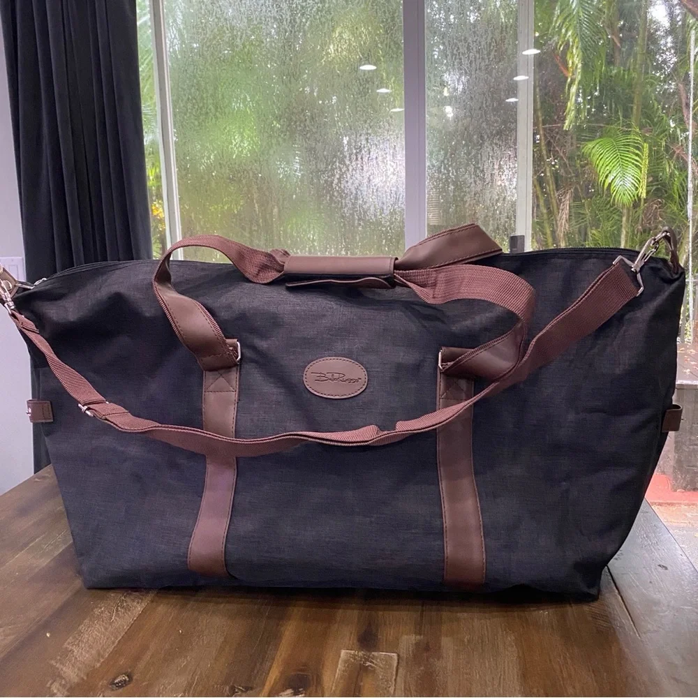 Bella Russo unisex large messenger / duffel bag for carryon gray with tan trim